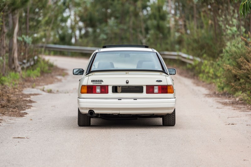 1988 Ford Sierra Cosworth 4door 38.000Kms